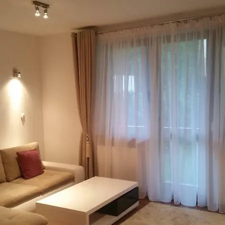 Aleksandra Apartment